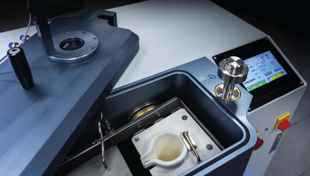 Goldschmiedetechnische Schulungen